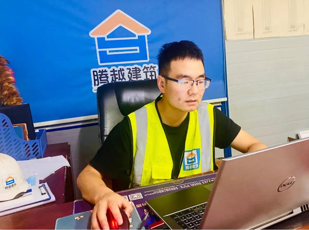 先鋒人物|擇一事、專一業(yè)的工地“超級鐵人”