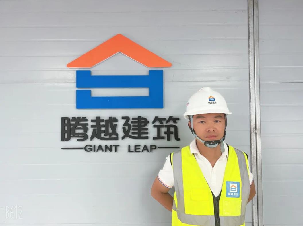 先鋒人物|相伴12年，從“人民衛(wèi)士”到“騰越鐵軍”